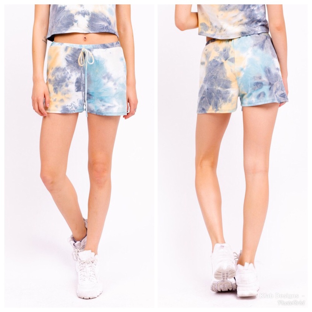 💙LAST! Soft Tie Dye Drawstring Shorts w/Pockets! - Picture 6 of 8